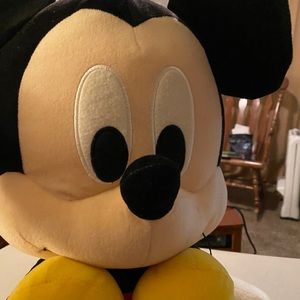 Disney jumbo head Mickey Mouse 24 inches.